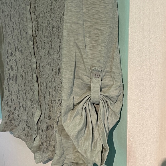 Stretchy lace top - Picture 4 of 5